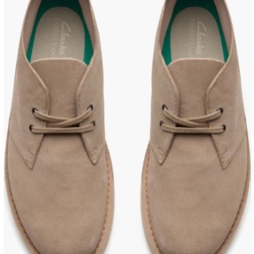 Clark’s Men's Tan Suede Desert Boots Size 7.5